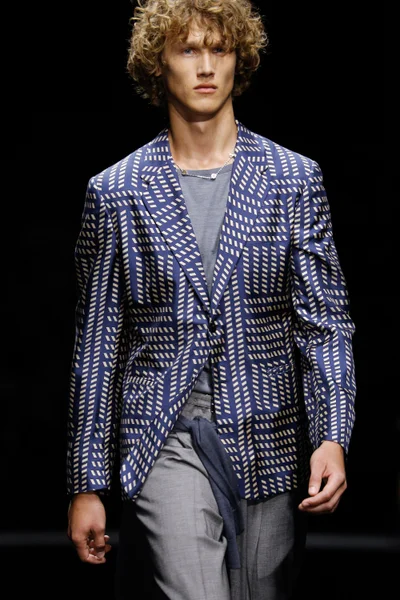 Look 62